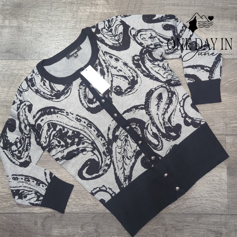 Premise Studio Snap Front Swetaer Size XS